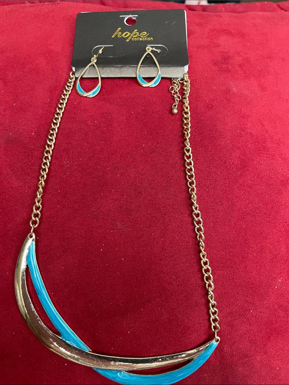 Hope Collection Gold-Tone Necklace and Teardrop Turquoise Earrings NEW